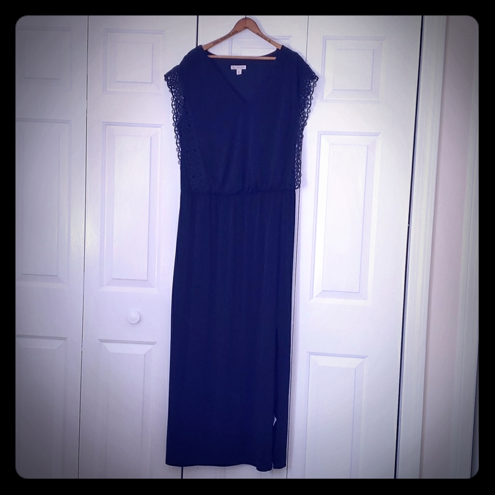 Blue long dress with slit